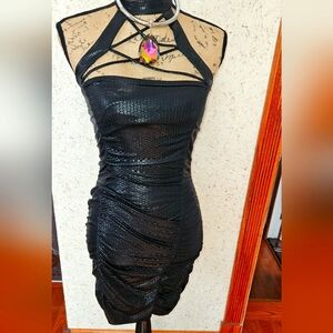 Hot Hot Hot. Sexy Dress Size Small. Color Black. Strachable.